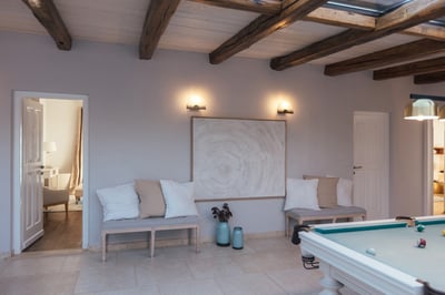 Luxury Villa Photo #27