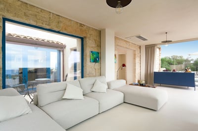 Luxury Villa Photo #18