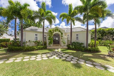 Luxury Villa Photo #11