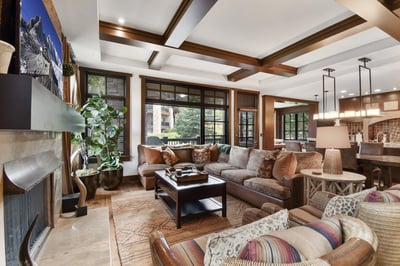 Luxury Villa Photo #8
