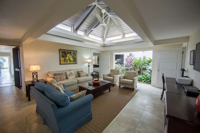 Luxury Villa Photo #13