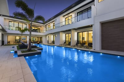 Luxury Villa Photo #12