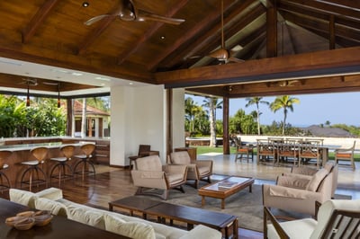 Luxury Villa Photo #9