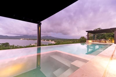 Luxury Villa Photo #3