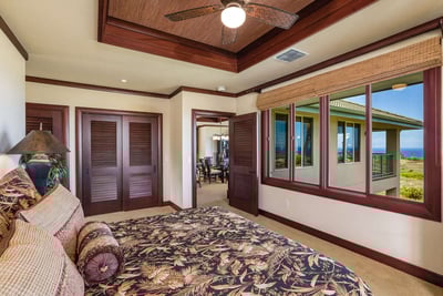 Luxury Villa Photo #19