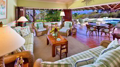 Luxury Villa Photo #6