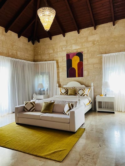 Luxury Villa Photo #11