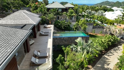 Luxury Villa Photo #7