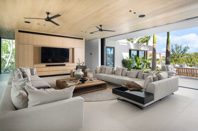 Luxury Villa Photo #21