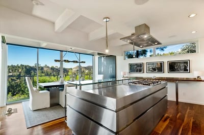 Luxury Villa Photo #25