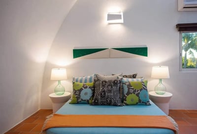 Luxury Villa Photo #25