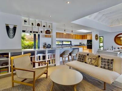 Luxury Villa Photo #14
