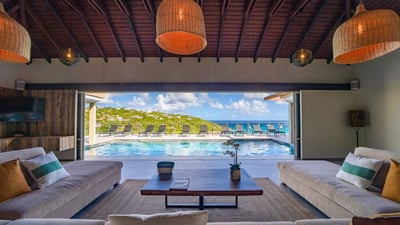 Luxury Villa Photo #13