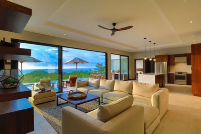 Luxury Villa Photo #17