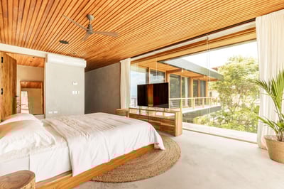 Luxury Villa Photo #22