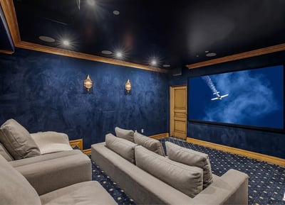 Luxury Villa Photo #32