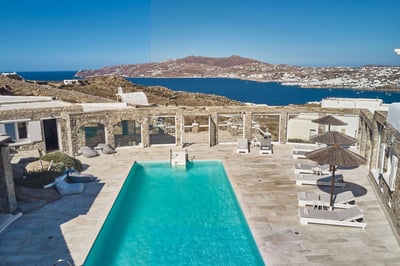 Luxury Villa Photo #5