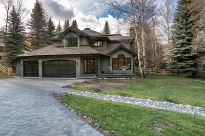 Luxury Villa Photo #2