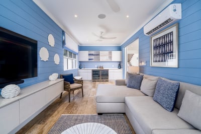 Luxury Villa Photo #45