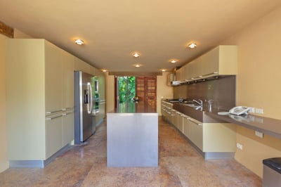 Luxury Villa Photo #17