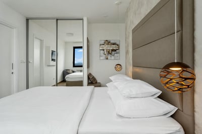 Luxury Villa Photo #30