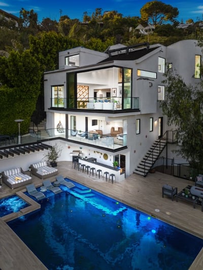 Luxury Villa Photo #37