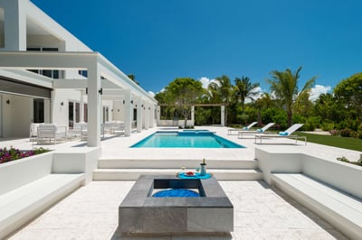 Luxury Villa Photo #7