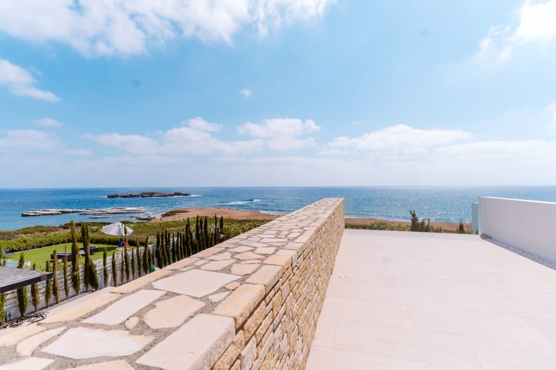 Six Bedroom Seafront Villas