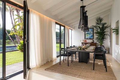 Luxury Villa Photo #28
