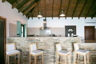 Luxury Villa Photo #16