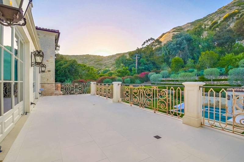 Chateau Serra Malibu