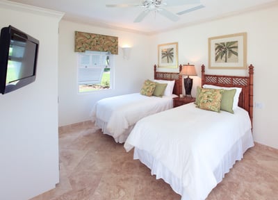 Luxury Villa Photo #16