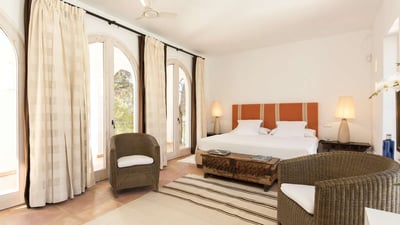 Luxury Villa Photo #9