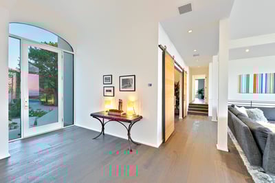 Luxury Villa Photo #19