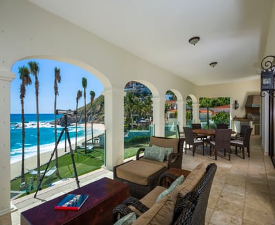 Luxury Villa Photo #22