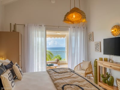 Luxury Villa Photo #17