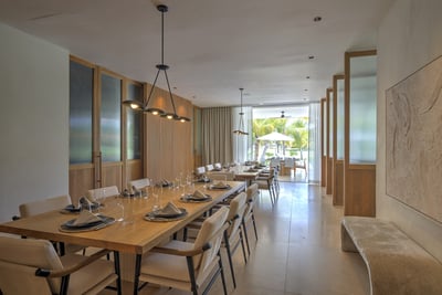 Luxury Villa Photo #22