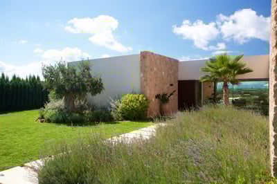 Luxury Villa Photo #10