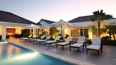 Luxury Villa Photo #6