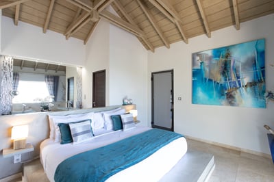 Luxury Villa Photo #29