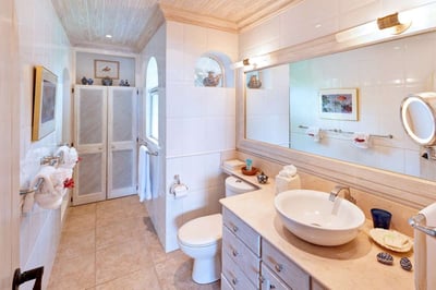 Luxury Villa Photo #15