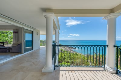 Luxury Villa Photo #33