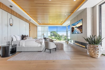 Luxury Villa Photo #50