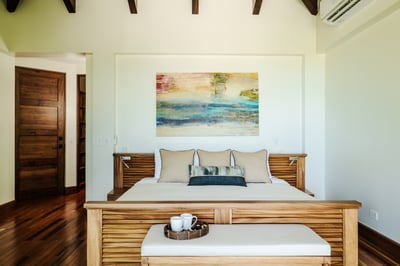 Luxury Villa Photo #44