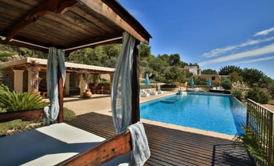 Luxury Villa Photo #5