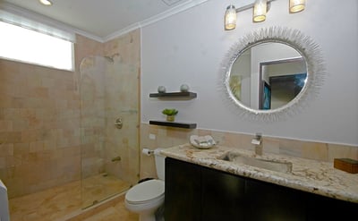 Luxury Villa Photo #14