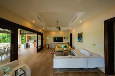 Luxury Villa Photo #21