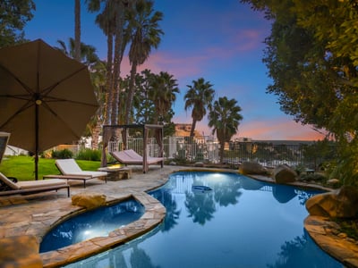 Luxury Villa Photo #3