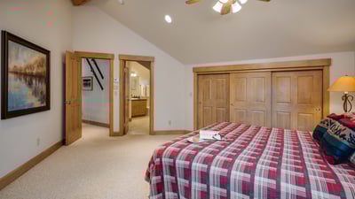King suite 2 on upper level