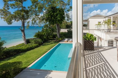 Luxury Villa Photo #6